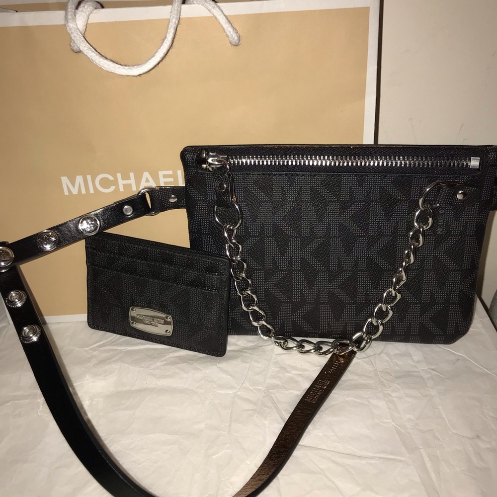 💯% Authentic Michael Kors Belt bag with Wallet